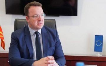 Решенијата за јавниот превоз зависат од промени на локалните избори, вели Николоски