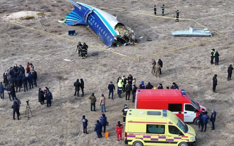 (ВИДЕО) По авионската несреќа во Казахстан има најмалку 32 преживеани: Излезе снимка од падот на авионот