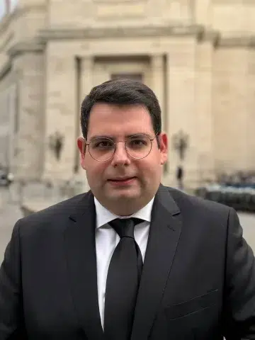 Во денови на жалост Ванковскa шири омраза против Евреите И Израел