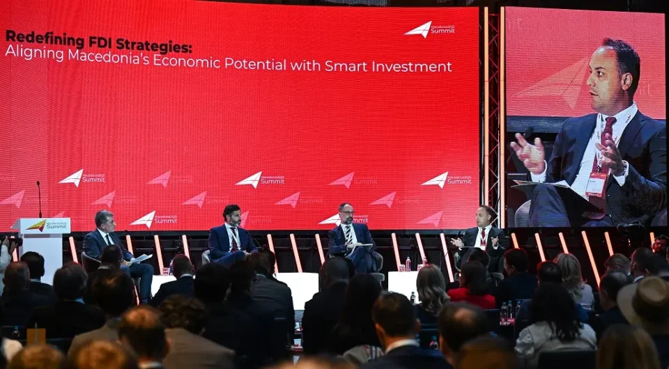 Втор ден од Самитот „Македонија2025“: Во фокусот вештачката интелигенција, образованието и улогата на дијаспората