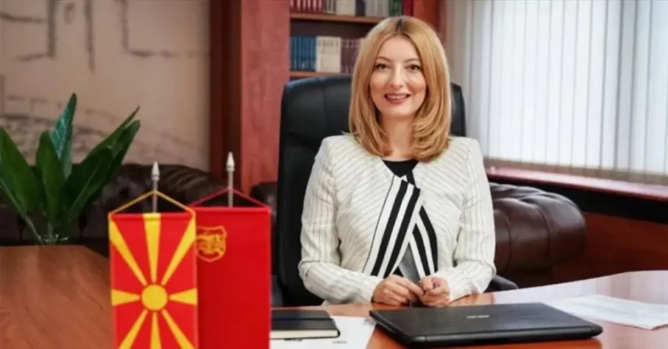 ПОМИНА ЦЕЛ МАНДАТ ВО ИЗГОВОРИ: Арсовска треба да престане дa префрла вина на нејзината неспособност
