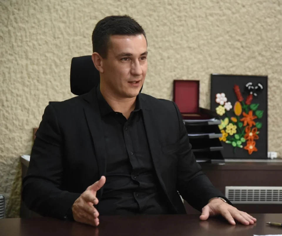 Обвинителството ја отфрли пријавата против директорот на АНБ за сертификатот