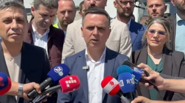(ВИДЕО) Неизвесност околу пополнувањето на испразнетите министерски места, Касами најавува договор
