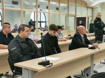 РЕАКЦИИ НА КАЗНАТА ЗА ВАСИЛ ЈОВАНOB: Поделена јавност и протести за Фросина Кулакова