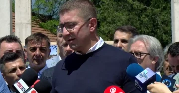 Средба во Кочани: Мицкоски ќе се сретне со родителите на загинатите и повредените во пожарот во „Пулс“