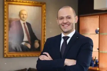 ГАРАНЦИЈА ОД 1,1, МИЛИОНИ ЕВРА: Апелација му го врати пасошот на Асмир Јахоски за да присуствува на матурата на синот во Истанбул