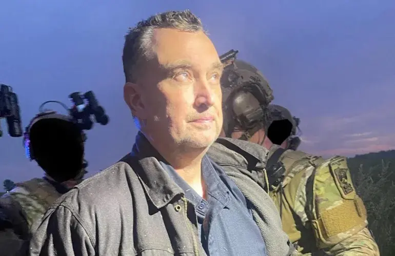„Имал листа на функционери за ликвидација“: Уапсен осомничениот што уби пратеничка и го застрела сенаторот во Минесота