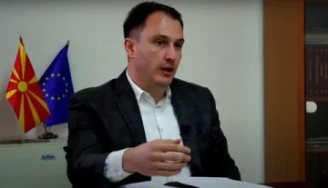 ЕРА НА ЕЛЕКТРОНСКИ ДОКУМЕНТИ: Дигиталната лична карта и возачката дозвола ќе бидат достапни преку мобилна апликација од октомври