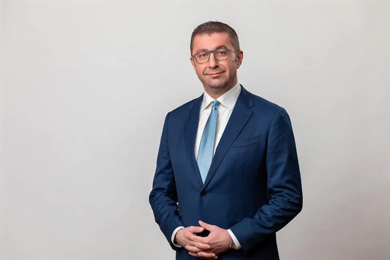 Мицкоски: Времето на Македонија допрва доаѓа, ги градиме темелите на промените!