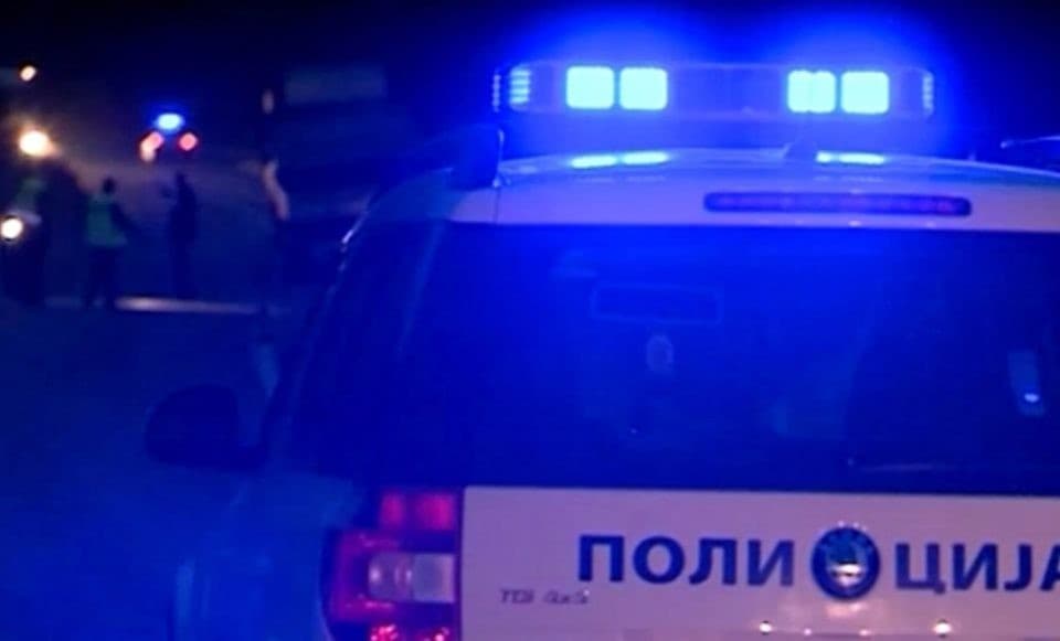 ПРИВЕДЕНИ 13 ЛИЦА: Голема полициска акција во 12 локали во Центар