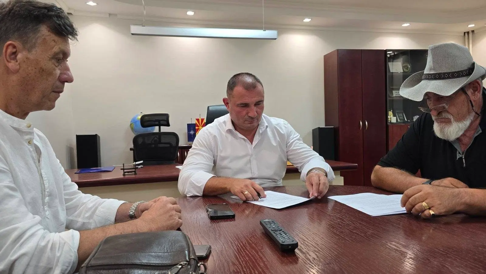 Дирекција за заштита и спасување - Стојанче Ангелов на средба со Стоје Арсовски и Васко Михалчев
