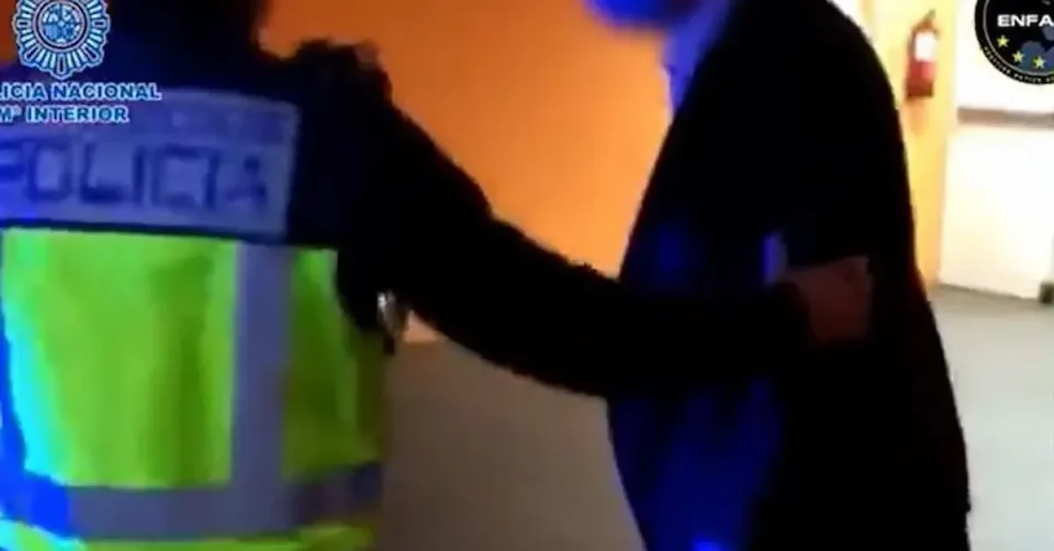 Во Шпанија се апсат сѐ повеќе малолетници  – ТикТок под лупа на властите