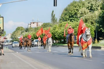 ТРАДИЦИЈАТА ПРОДОЛЖУВА, КОЊАНИЦАТА ТРГНУВА ОД СКОПЈЕ: Денеска започнува 16-та илинденска одисеја кон Крушево