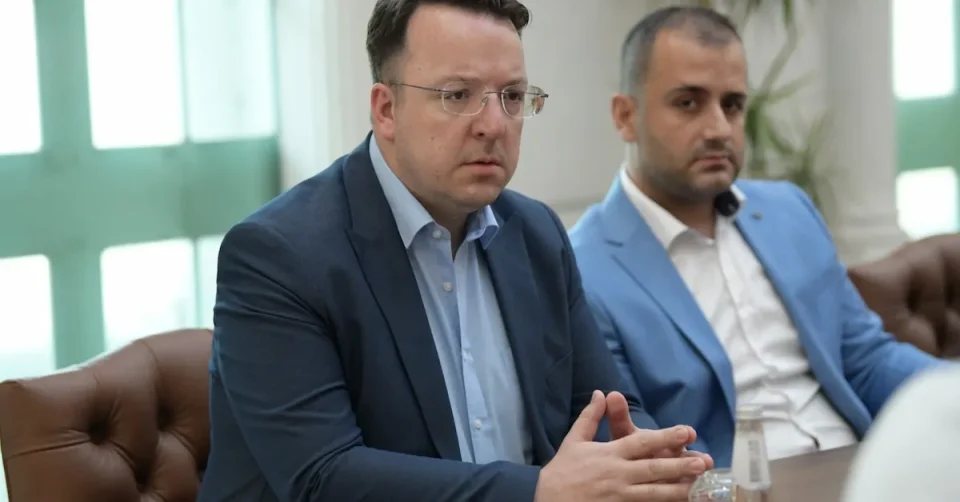 Постојат многу сериозни индиции дека дел од пожарите се подметнати, а мотивите се политички
