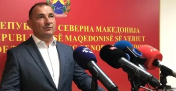 Бројот на пожари висок - се справуваме