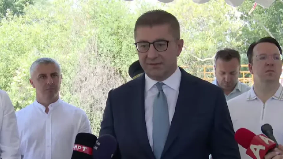 (ВО ЖИВО) Изјава на премиерот Мицкоски од Башино Село, Општина Велес
