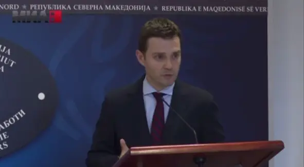 (ВИДЕО) Муцунски ги демантираше критиките за „српски свет“: Ние сме „македонски свет“, Пендаровски и Османи имале најмногу средби со Вучиќ