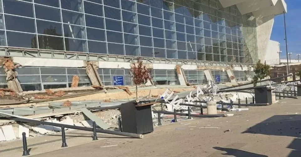 Судска одлука за трагедијата во Нови Сад: Србија и Железницата ќе платат оштета на четири семејства