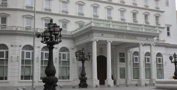 СДС ДА СЕ ИЗВИНАТ: Заев сам призна дека потпалувачот на пожар бил негов шофер, но осуда од опозицијата е преголемо очекување
