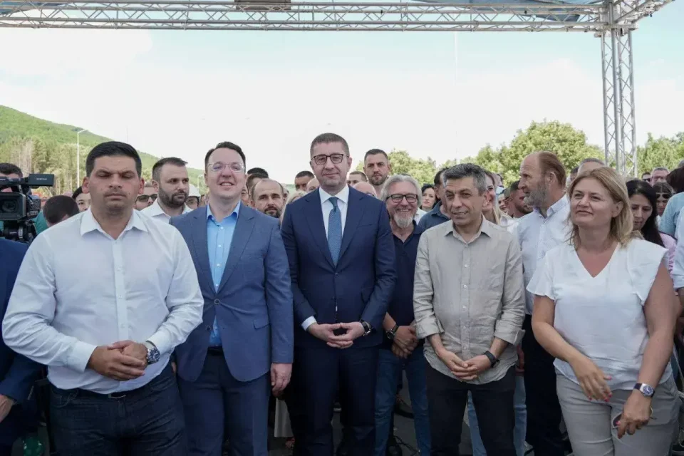 Мицкоски на увид на градежни активности на автопатот Кичево-Охрид