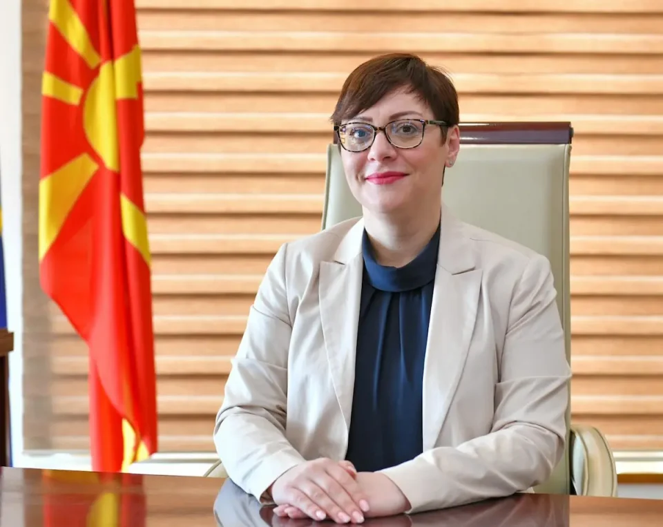 Димитриеска Кочоска: ПО ПОДОЛГ ПЕРИОД ЕКОНОМИЈАТА ЗАКРЕПНУВА, растот од 3% е еден од највисоките во Европа и регионот