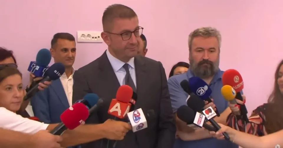 (ВИДЕО) Мицкоски: За мерката млад земјоделец има 117 апликанти со вредност од 70 милиони денари
