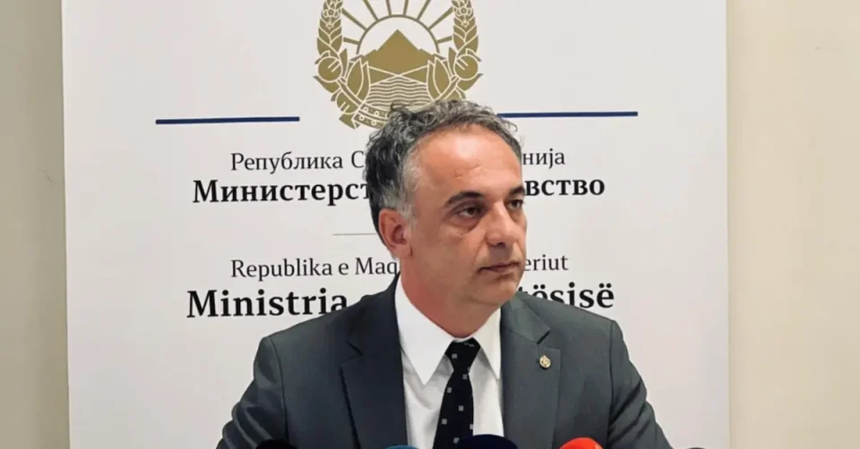 Мобилен кабинет во Гостивар: Министерот Азир Алиу ќе ја посети Општата болница