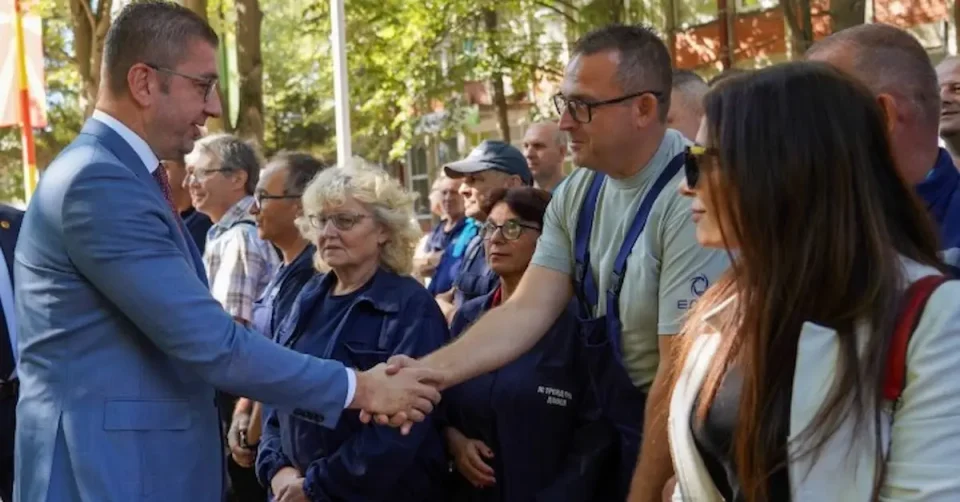 ЧЕСТИТ ДЕНОТ НА РУДАРИТЕ: Мицкоски ја потенцира економската и енергетската стабилност, при посетата на РЕК „Битола“