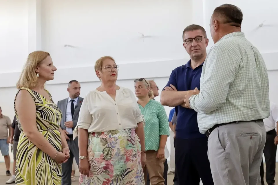 Јаневска: Едносменската настава е врзана со оптимизацијата на училиштата, тоа е почнато и добро се одвива