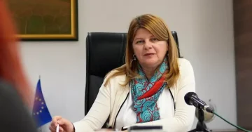 РЕШЕНИЕ ЗА ВАРДАРИШТЕ: Градот мора да има претоварна станица за отпад - паралелно затворање и отворање на нова на истата локација по стандарди, вели Шукова
