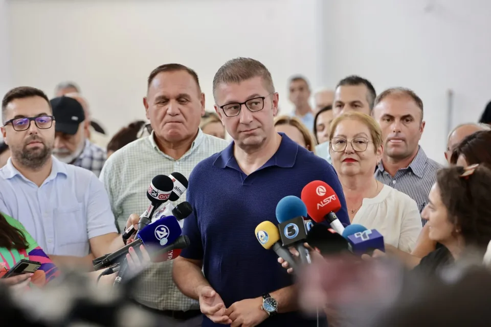 Мицкоски: Ова е првата Влада што директно вложува во општините за граѓаните над 300 милиони евра