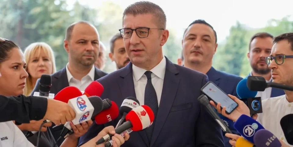 Мицкоски: Го осудувам ксенофобичното и националистичкото скандирање на натпреварот во Куманово