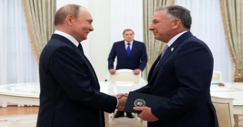 ПРЕСВРТНИЦА ВО ПРЕГОВОРИТЕ: Путин прифатил безбедносни гаранции за Украина, вели Виткоф