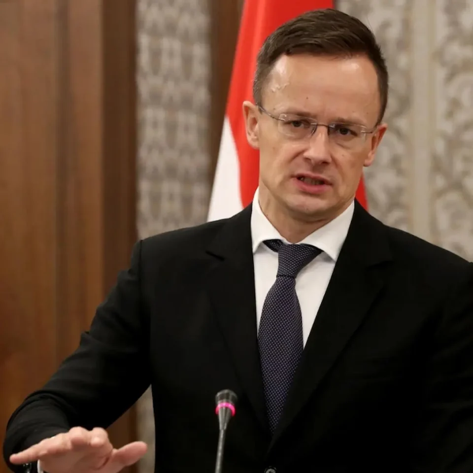 Сијарто: Унгарија ја поддржува средбата Трамп-Путин, додека ЕУ се обидува да ја саботира