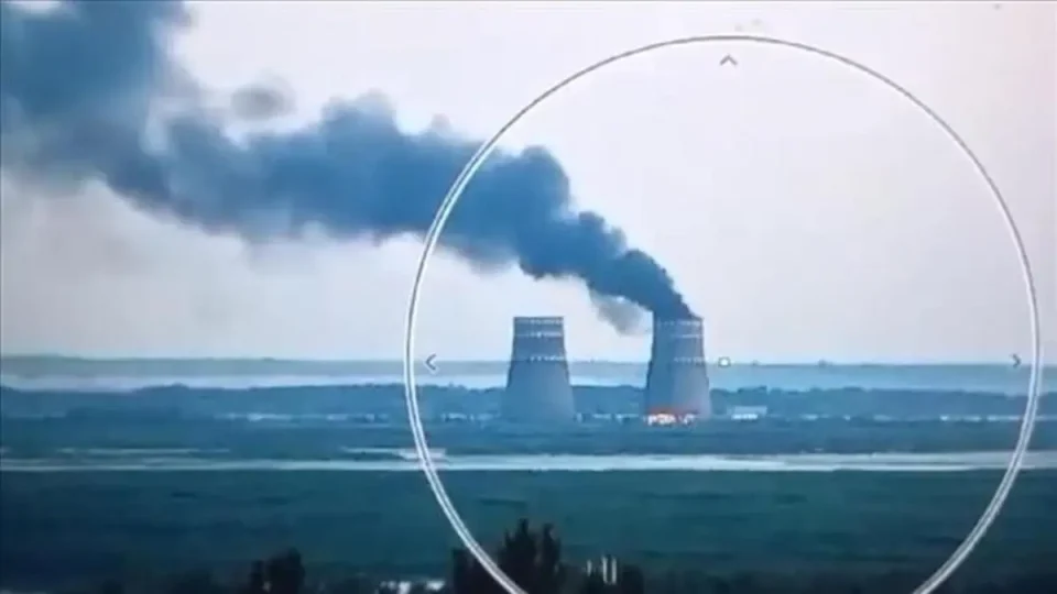 УКРАИНСКИ ДРОН ПРЕДИЗВИКА ПОЖАР во руската нуклеарна електрана Курск
