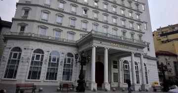 Нови 200 работни места со новата хала на „Амфенол“, модерна железничка пруга и дигитализирано здравство во Македонија