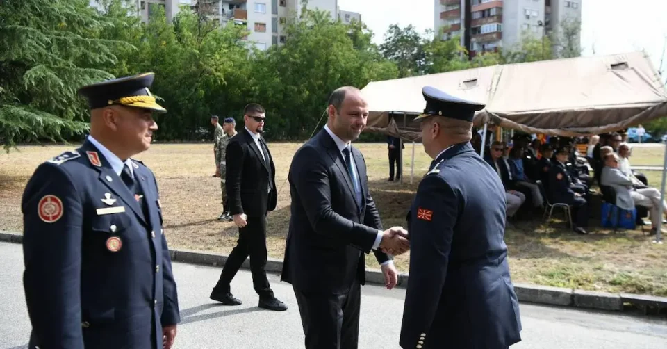 30 ГОДИНИ ВОЕНА АКАДЕМИЈА: Честитка од Мисајловски за новиот декан и идните офицери