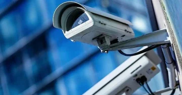 „БЕЗБЕДЕН ГРАД“ ОД 1 ЈАНУАРИ 2026: Тошковски најавува пробен период за информирање на граѓаните за прекршоци