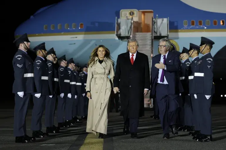 МОЖНОСТ ЗА ПОЛИТИЧКО ОЖИВУВАЊЕ СО САД: Доналд и Меланија Трамп пристигнаа во Британија