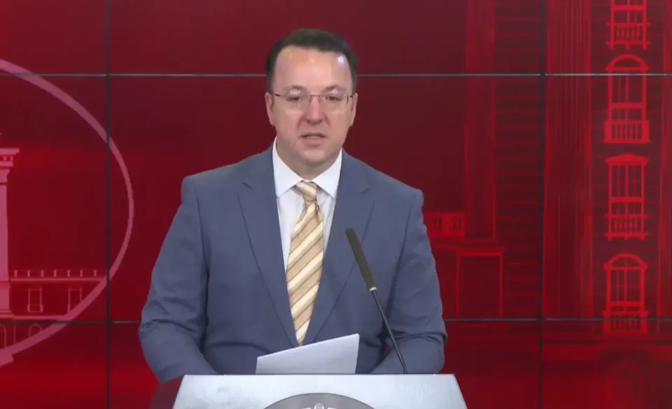 (ВИДЕО) НОВИ АВИОЛИНИИ ОД СКОПЈЕ И ОХРИД: Ќе се лета до Наполи, Будимпешта, Катовице, Вроцлав и Милано