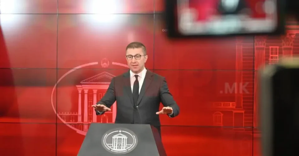 МАКЕДОНСКА РЕЗОЛУЦИЈА: Ќе има за цел да ги штити националните интереси –  нешто што за СДСМ не постои, вели Мицкоски