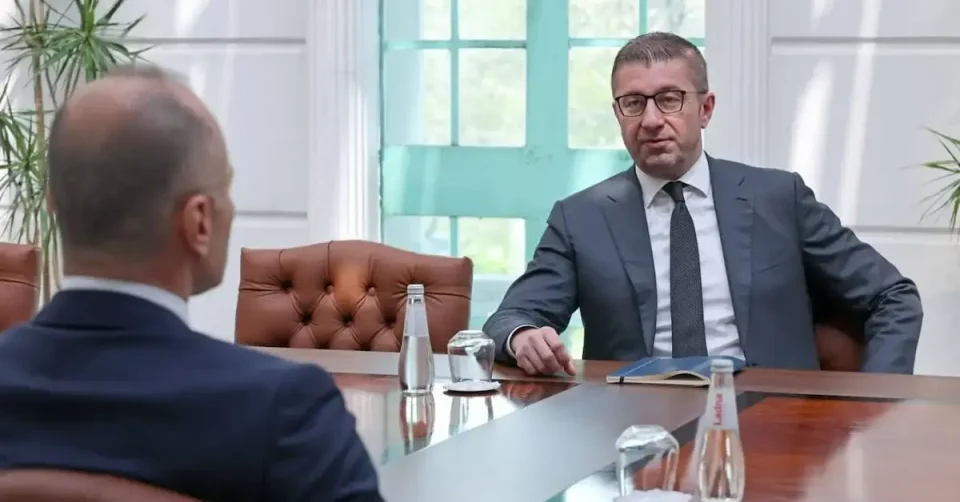 ЦРВЕНИТЕ ЛИНИИ НА ФИЛИПЧЕ: И другите партии ќе дадеме допринос во таа декларација – априори нема да ја прифатиме, тоа е во други времиња коишто одамна завршија, вели Мицкоски