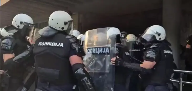 За вечерва закажан голем студентски протест во Нови Сад
