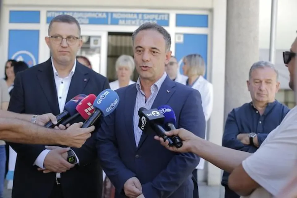 РЕКОНСТРУКЦИЈА НА ЗДРАВСТВЕНИОТ ДОМ ВО ГОСТИВАР:  Алиу најави подобрување на услугите и нови вработувања