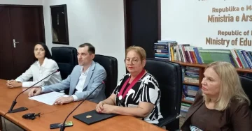 ВЕЌЕ НЕМА БРИШЕЊЕ И ПОПРАВАЊЕ НА ОЦЕНИ: Јаневска истакна дека е-дневникот веќе не го дозволува тоа