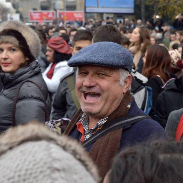 МОРБИДНА ЗАКАНА ЗА ЛИНЧ КОН ПРЕМИЕРОТ: Тричковски посака да му се распарчи телото и да се спакува во куфер!