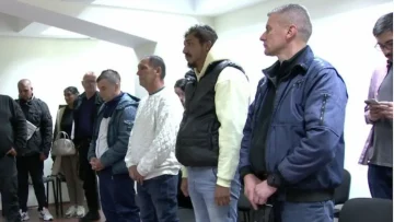 ТРИ ГОДИНИ ЗАТВОР ЗА ДИВИ ДЕПОНИИ: Пет години нелегално скалдирале железо, акумулатори и отпад на „Вардариште“
