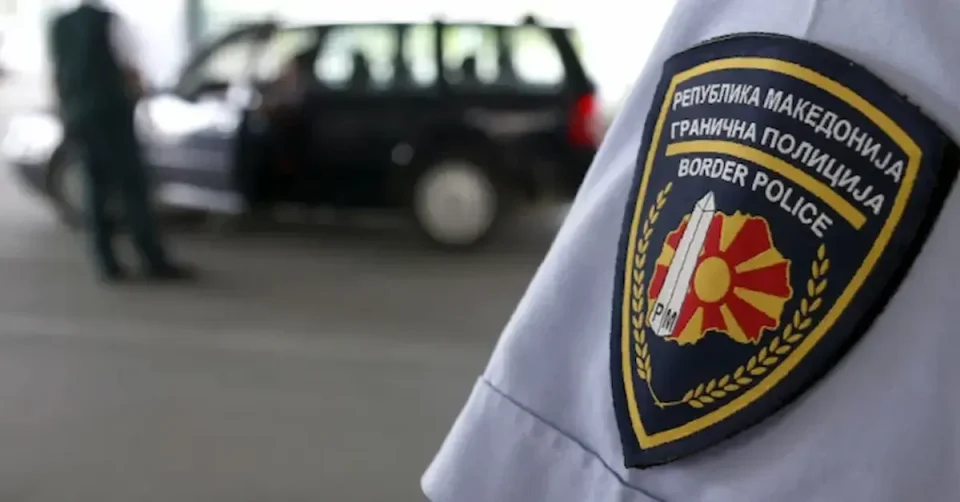 ЛАДИЛНИК ПОЛН СО МАРИХУАНА: Обид за шверц заврши со апсење на Табановце