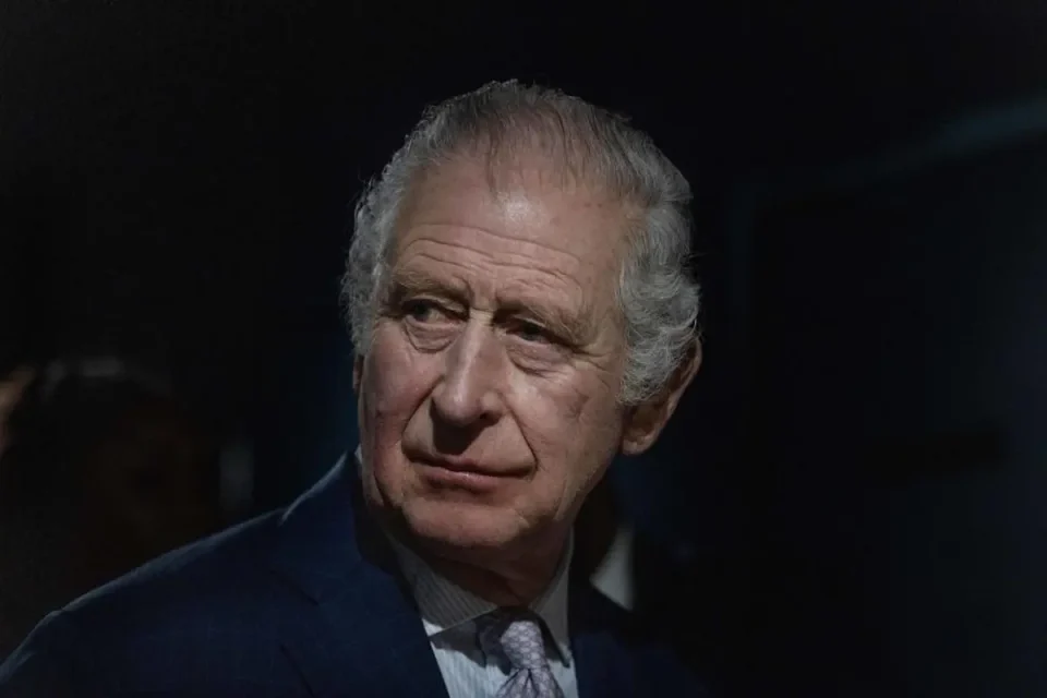 ДРАМАТИЧЕН ПРЕСВРТ ВО ВИНДЗОР: Кралот Чарлс го лиши брат му од сите кралски привилегии