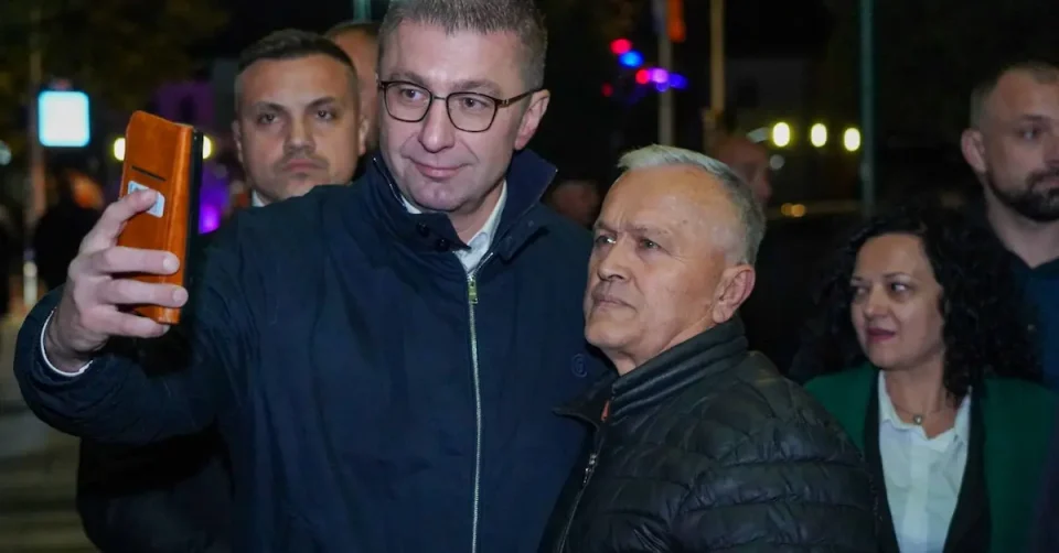 НЕ ТРЕБА ВИЗИЈА ЗА ПРЕДАВСТВО: Односот на СДСМ со соседите е чиста капитулација и немање морални граници, затоа ви е чудно што не попуштам со Бугарија!